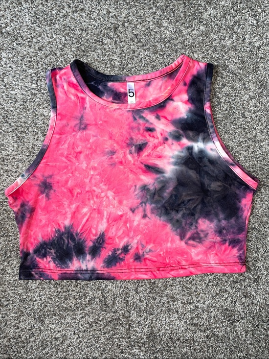 Style 5 Tops - NWOT STYLE 5 Tie-Dye Pink Crop Tank Top.  Size Large.